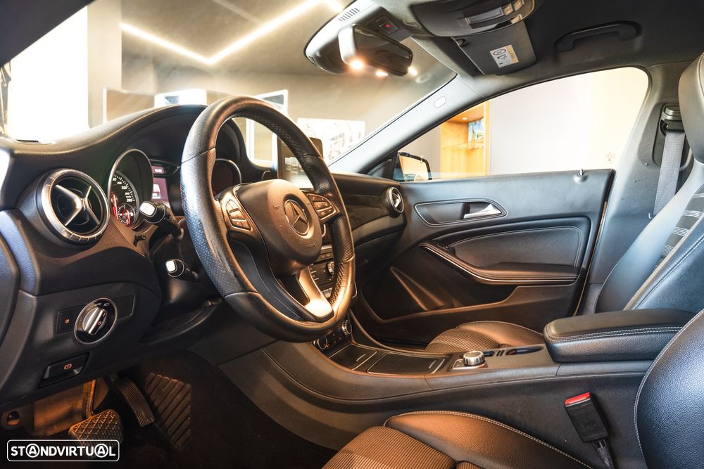 Mercedes-Benz CLA 220 d 7G-DCT Urban - 6