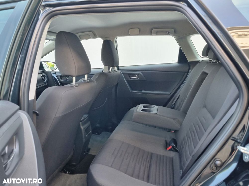 Toyota Auris 1.8 VVT-i Automatik Style Selection - 28