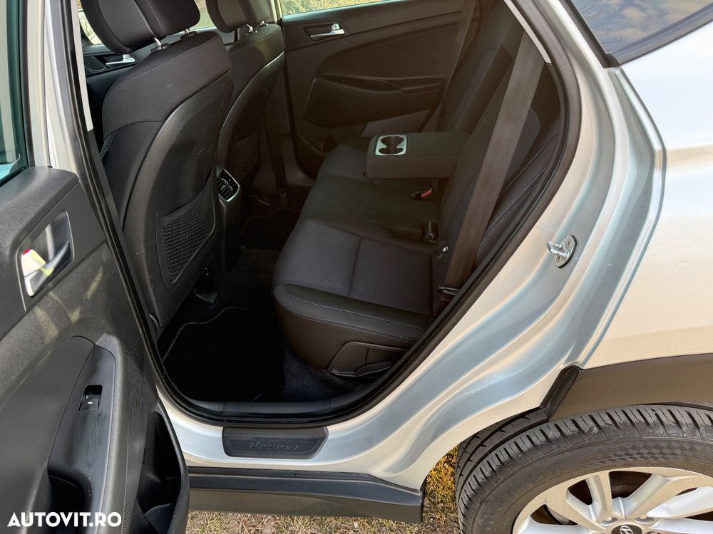 Hyundai Tucson blue 1.7 CRDi 2WD Style - 8