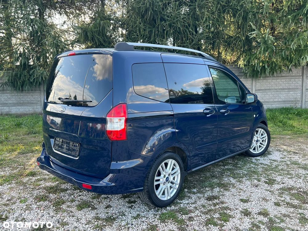Ford Tourneo Courier 1.0 EcoBoost Ambiente - 9