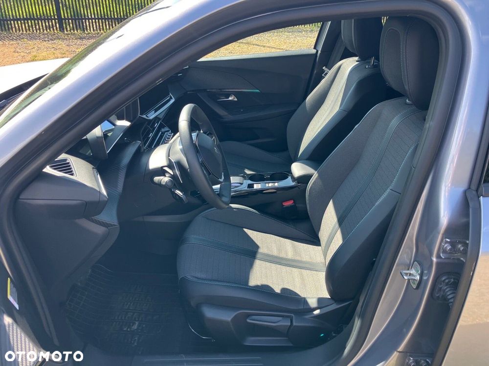 Peugeot 2008 1.2 PureTech Allure Pack S&S EAT8 - 15