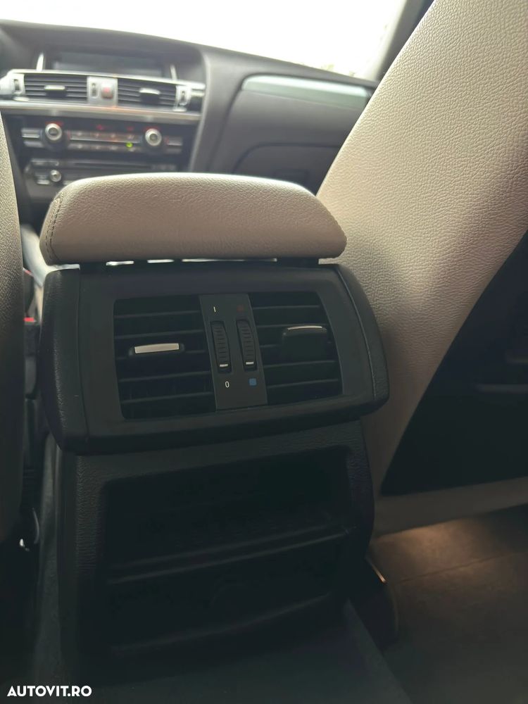 BMW X3 xDrive20d AT xLine - 8