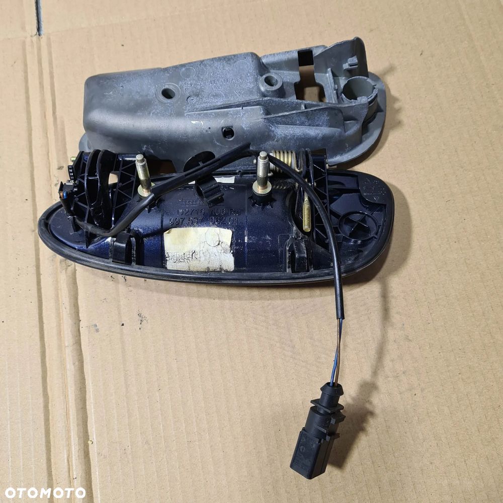 PORSCHE 911 997 987 BOXSTER CAYMAN KLAMKA DRZWI PRAWYCH PASAŻERA EU - 3