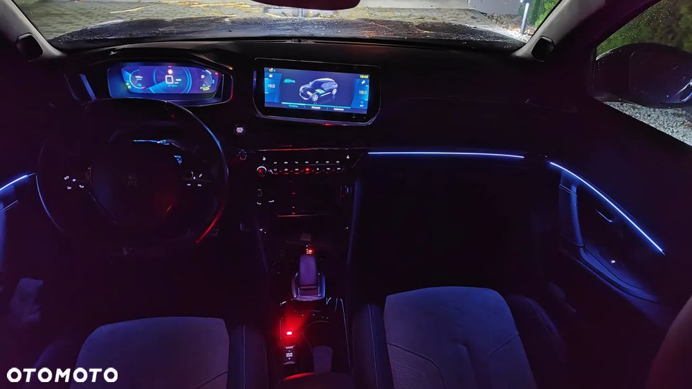 Peugeot 2008 GT - 11