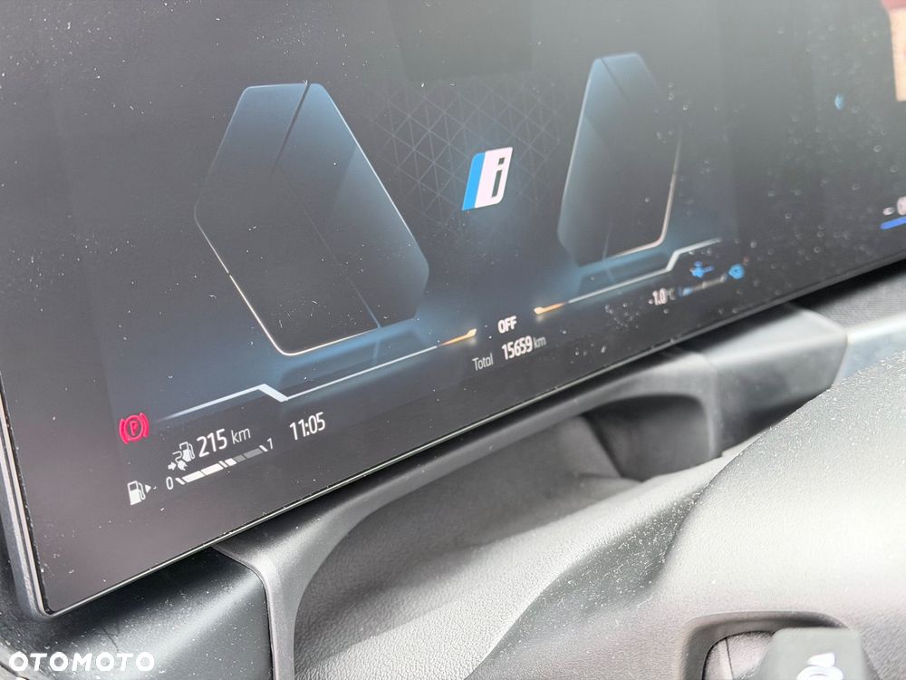 BMW Seria 3 330e PHEV M Sport - 21