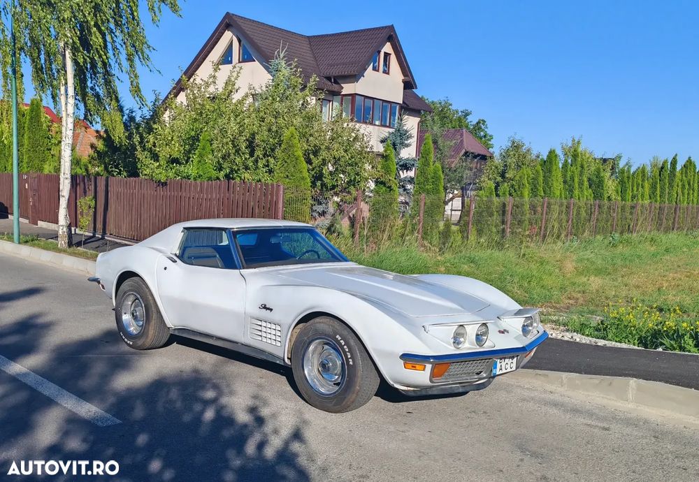 Chevrolet Corvette - 6