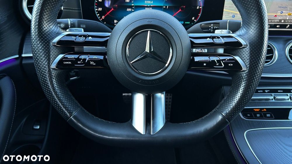 Mercedes-Benz Klasa E - 16
