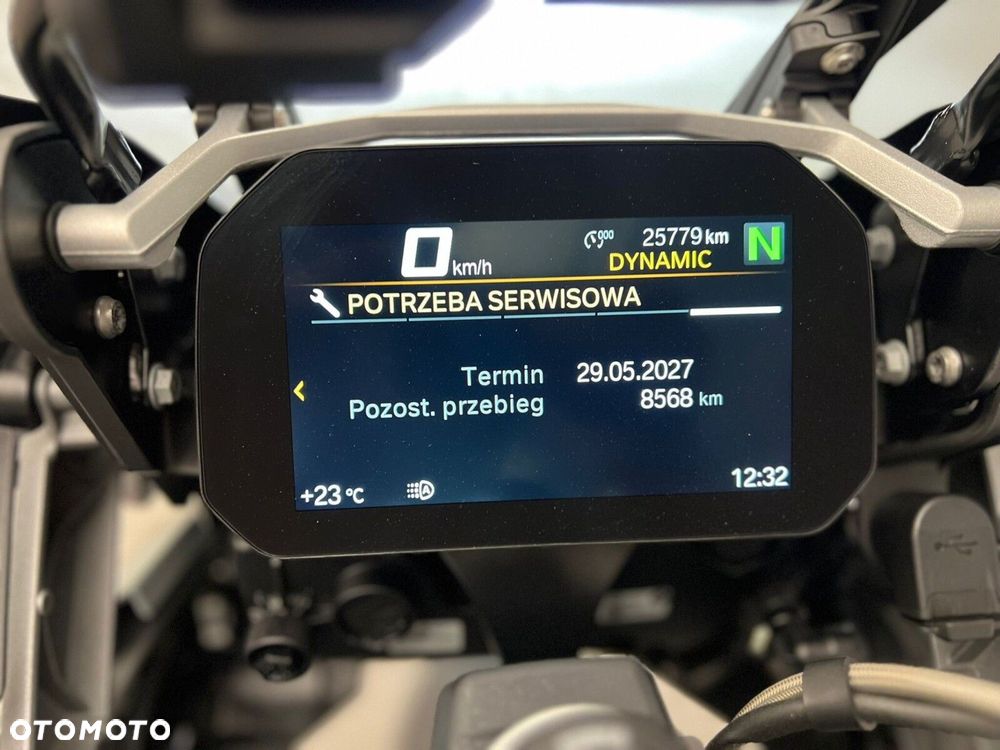 BMW R - 8