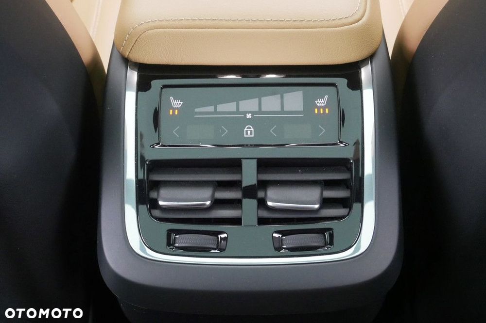 Volvo XC 60 - 26