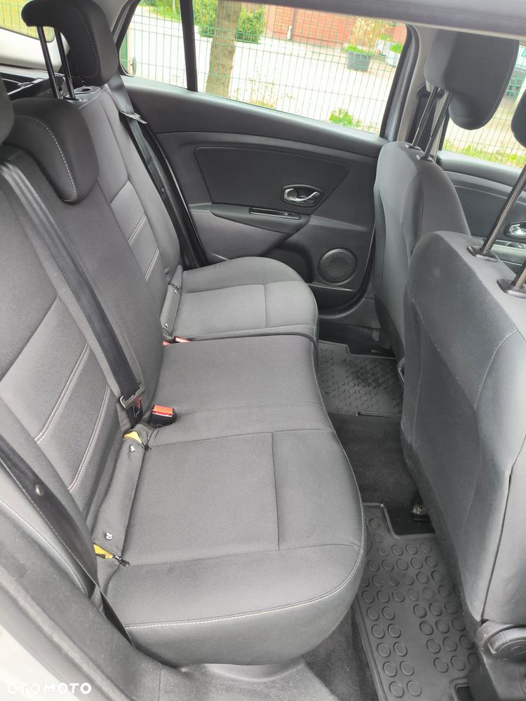 Renault Megane 1.5 dCi Limited - 16