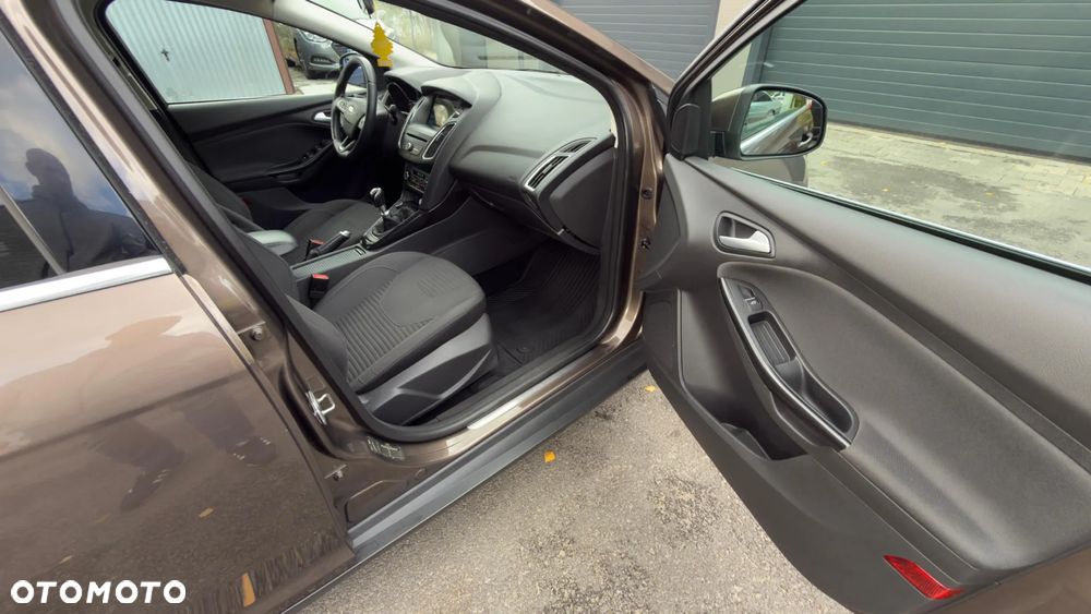 Ford Focus 1.5 EcoBoost Titanium ASS - 19