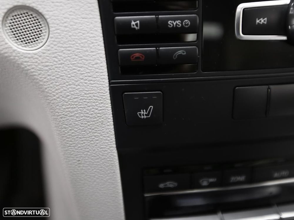 Mercedes-Benz E 250 CDI Coupe 7G-TRONIC - 19