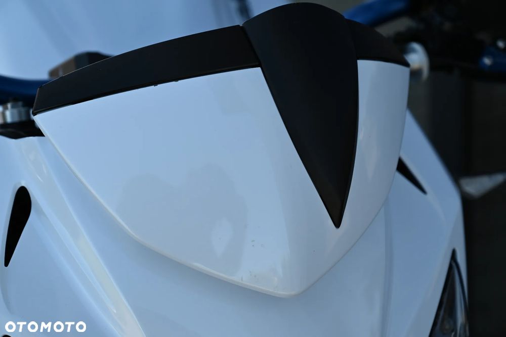 Kawasaki Z - 13