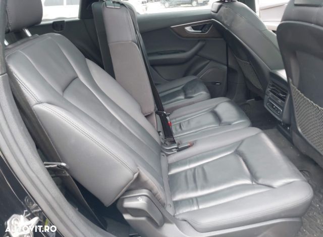 Audi Q7 3.0 TFSI Quattro Tiptronic - 9