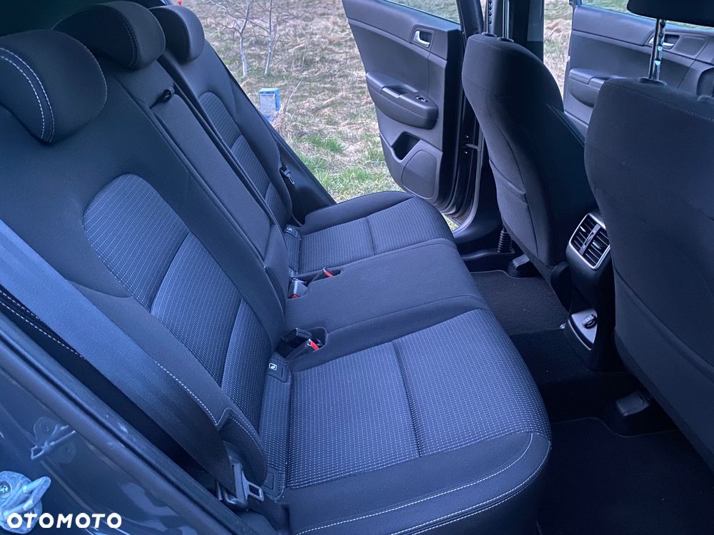 Kia Sportage 1.6 T-GDI AWD DCT PLATINUM - 19