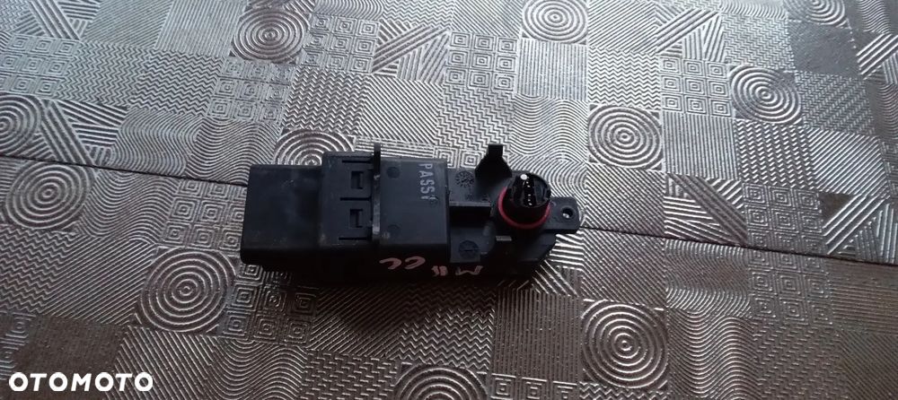 Megane II CC moduł podnośnika PRZÓD - 1