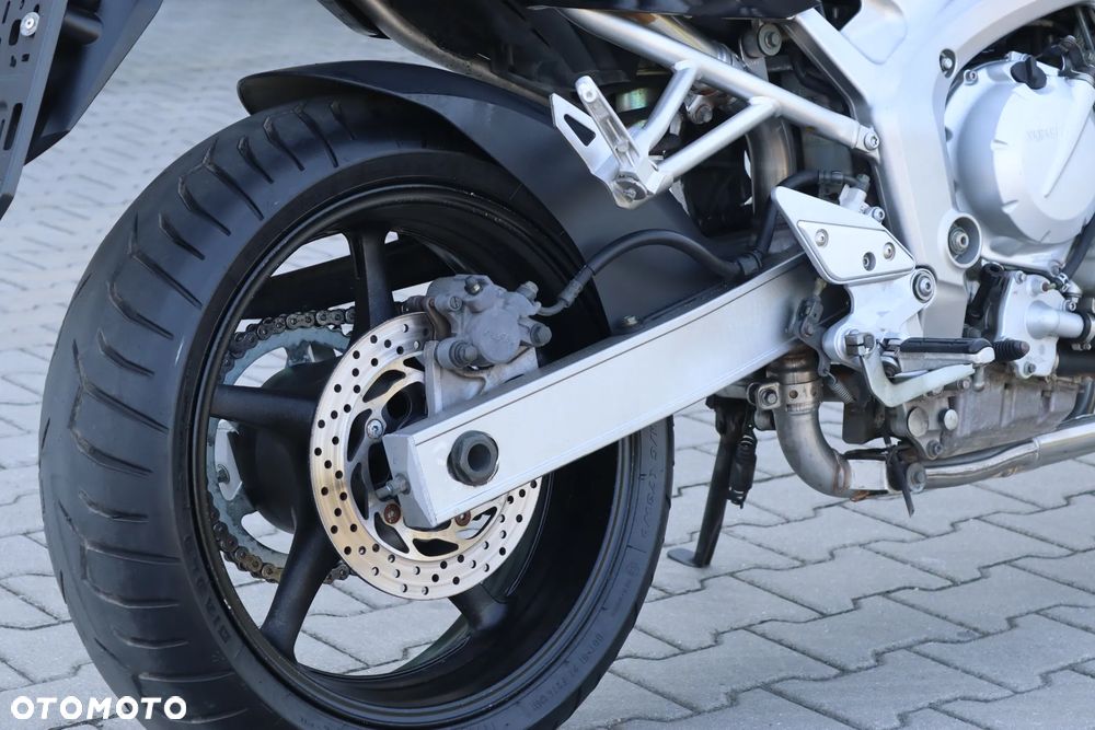 Yamaha FZ6 - 7