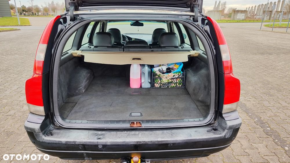 Volvo V70 2.4 Momentum - 15