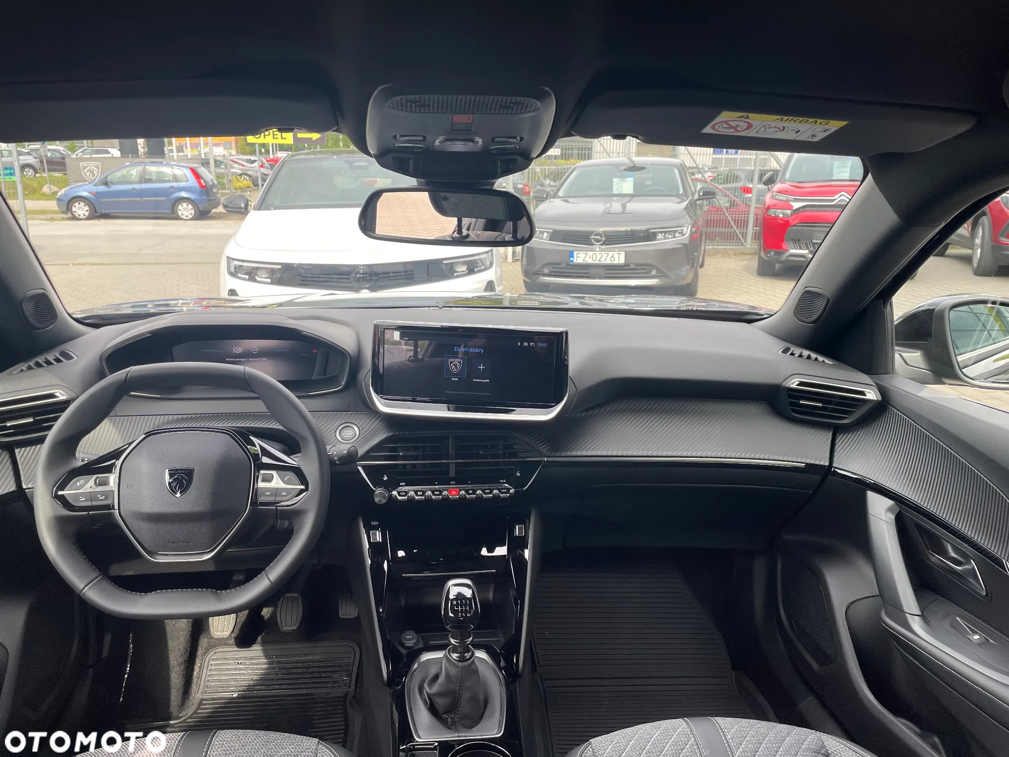 Peugeot 2008 PureTech 100 Allure S&S BVM6 - 5
