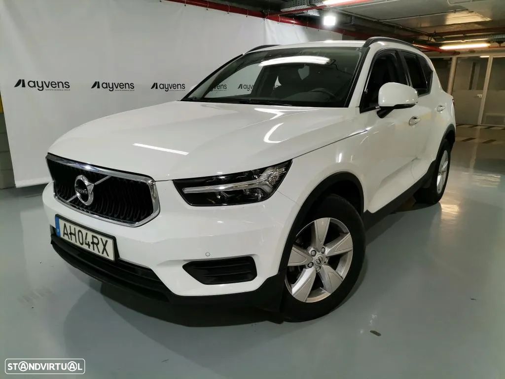 Volvo XC 40 1.5 T3 Momentum Core - 1