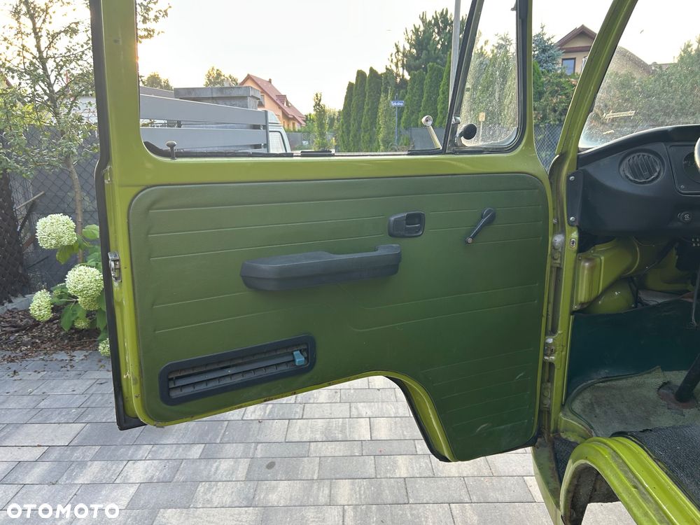 Volkswagen Transporter - 15