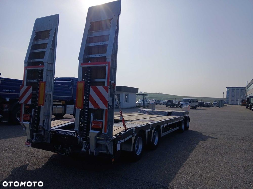 Schwarzmuller 4-osiowa przyczepa niskopodwoziowa Schwarzmueller 2026 r. - 3