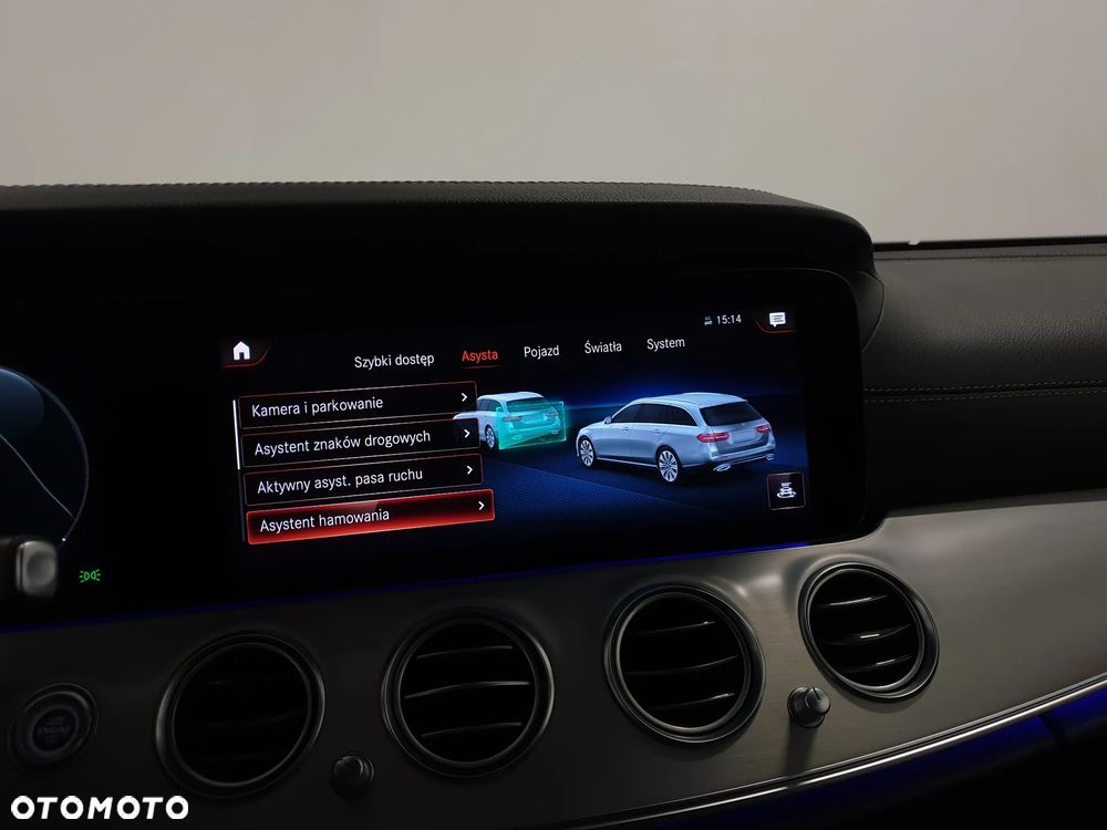 Mercedes-Benz Klasa E 300 de 4Matic 9G-TRONIC AMG Line - 24