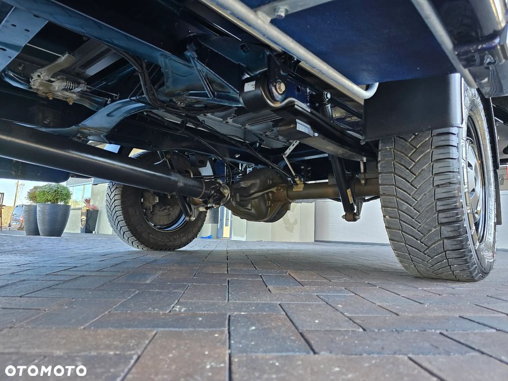 Mercedes-Benz SPRINTER 319 3.0 CDI KONTENER 4,28cmDługi 2,29cmSzero 2,24cmWysok + WINDA 750Kg 42Tyś km SERWIS DO OSTATNIEGO Km ASO MERCEDES-BENZ SALON PL STAN NOWY NOWY NOWY FABRYCZNA GWARANCJA - 22