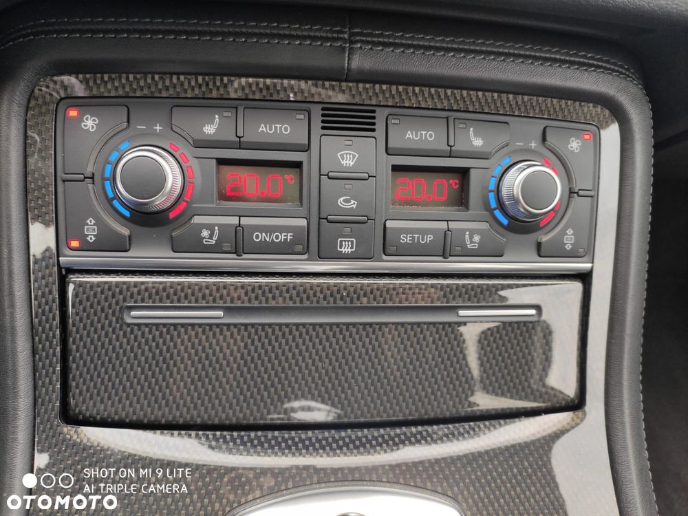 Audi S8 - 37