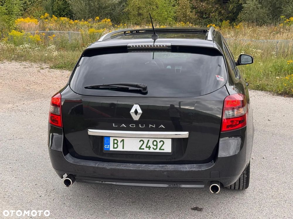 Renault Laguna dCi 150 FAP GT - 20