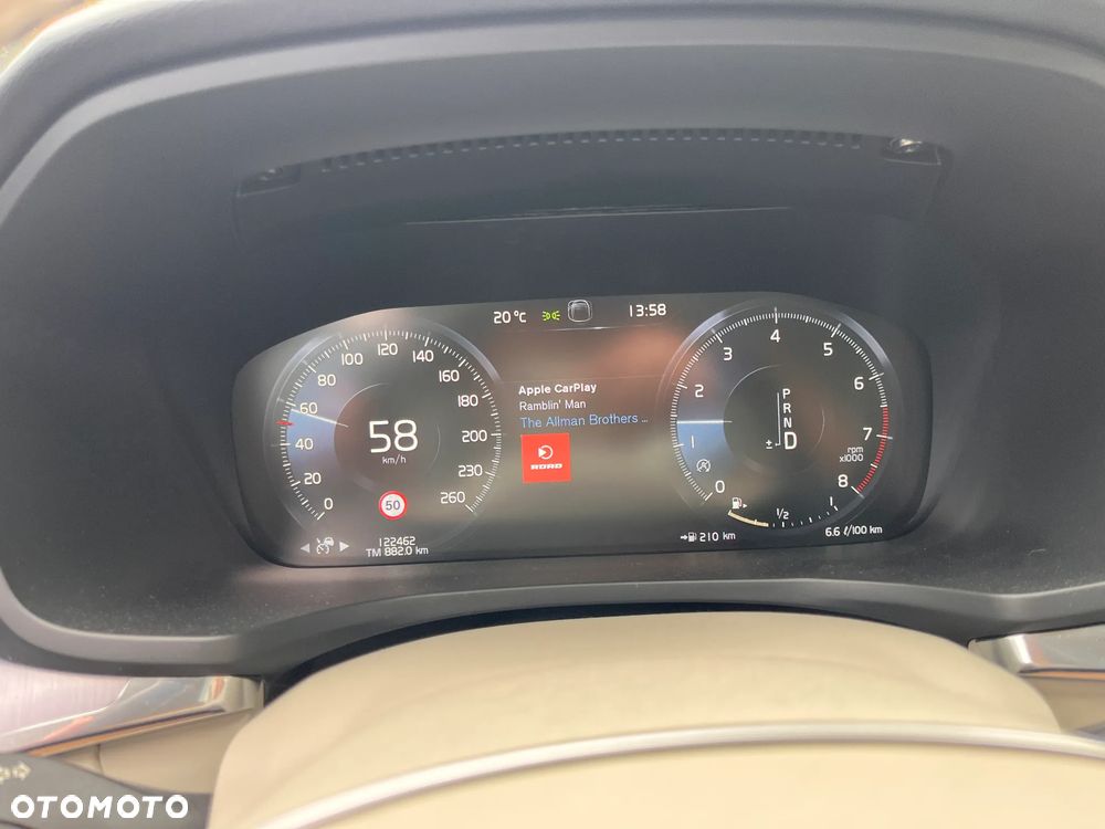 Volvo S60 T6 AWD Momentum Pro - 26
