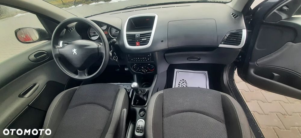 Peugeot 206 plus - 30