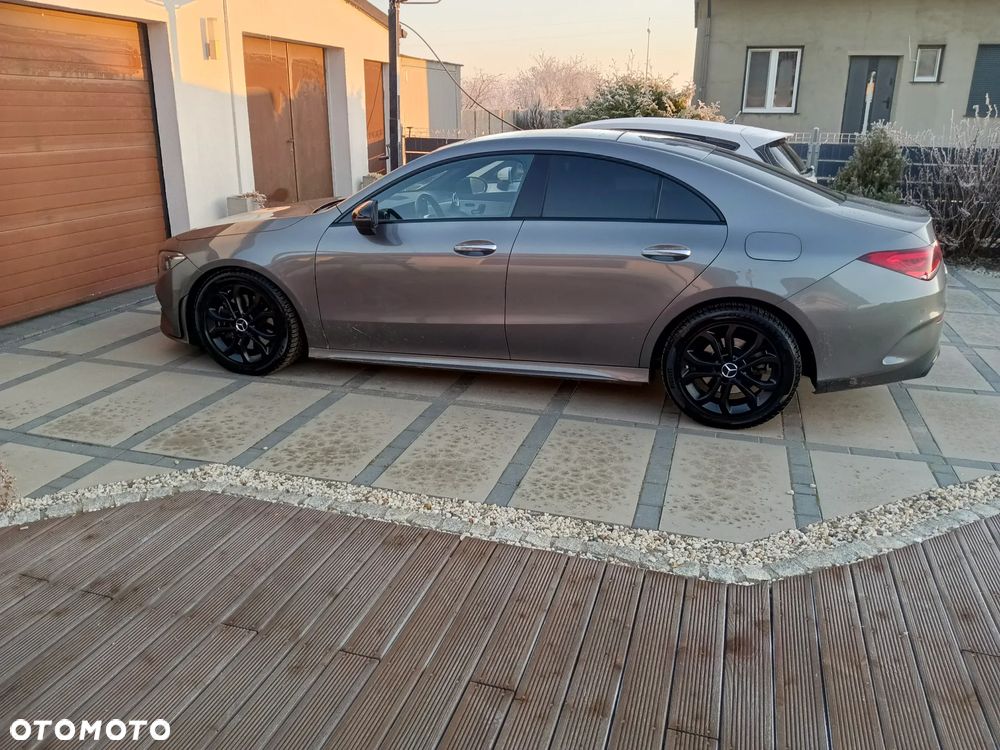 Mercedes-Benz CLA 200 d AMG Line 8G-DCT - 11
