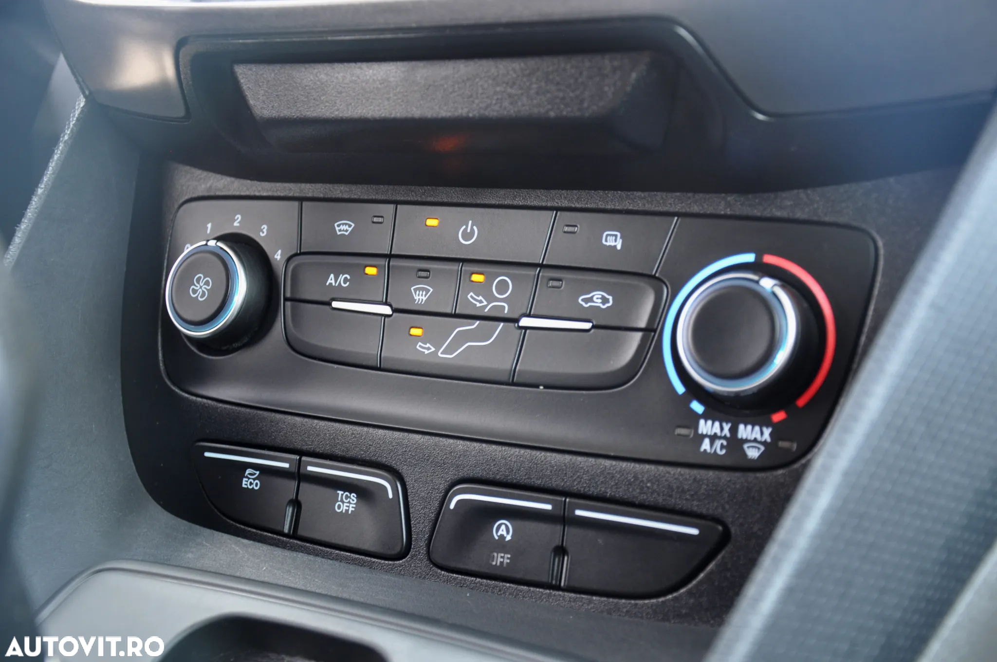 Ford Transit Connect L2H1 Van AUT. - 22