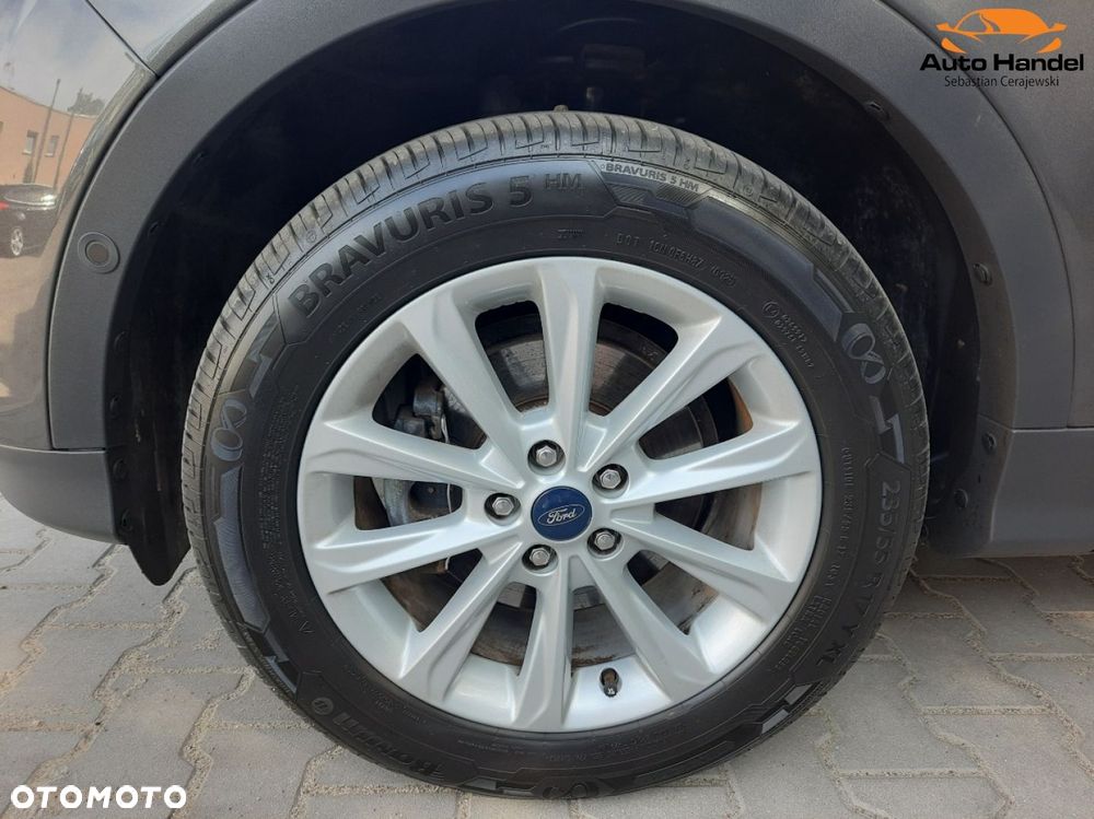 Ford Kuga 1.5 EcoBoost 2x4 Titanium - 41