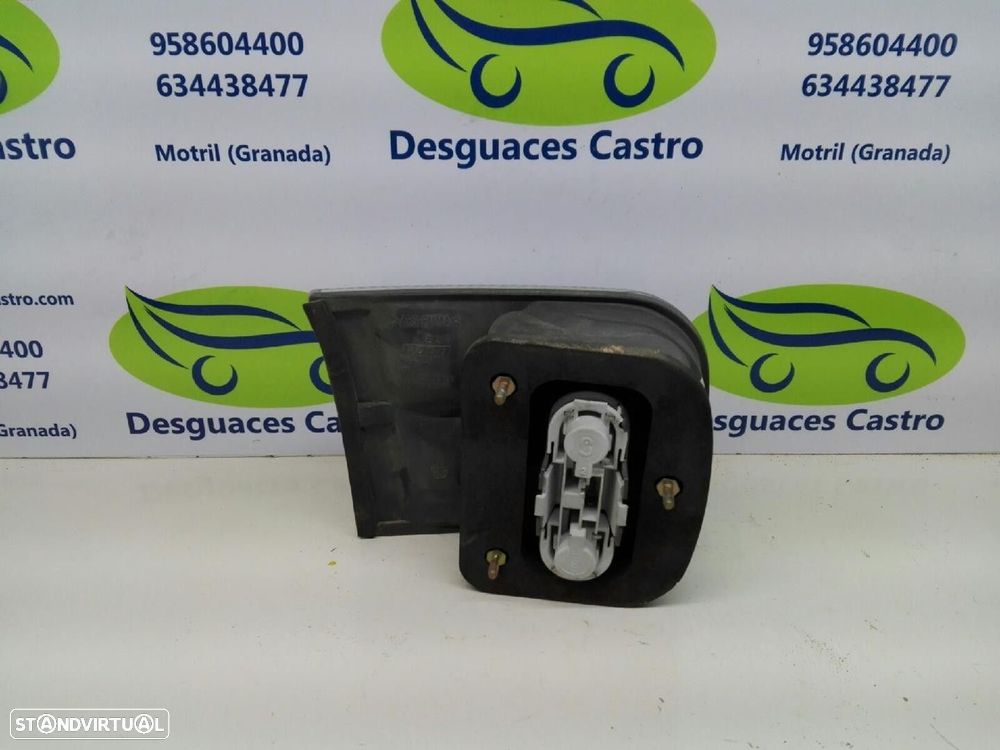 FAROLIM TRASEIRO DIREITO INTERIOR FIAT PUNTO DESCAPOTAVEL 1997 - - 2