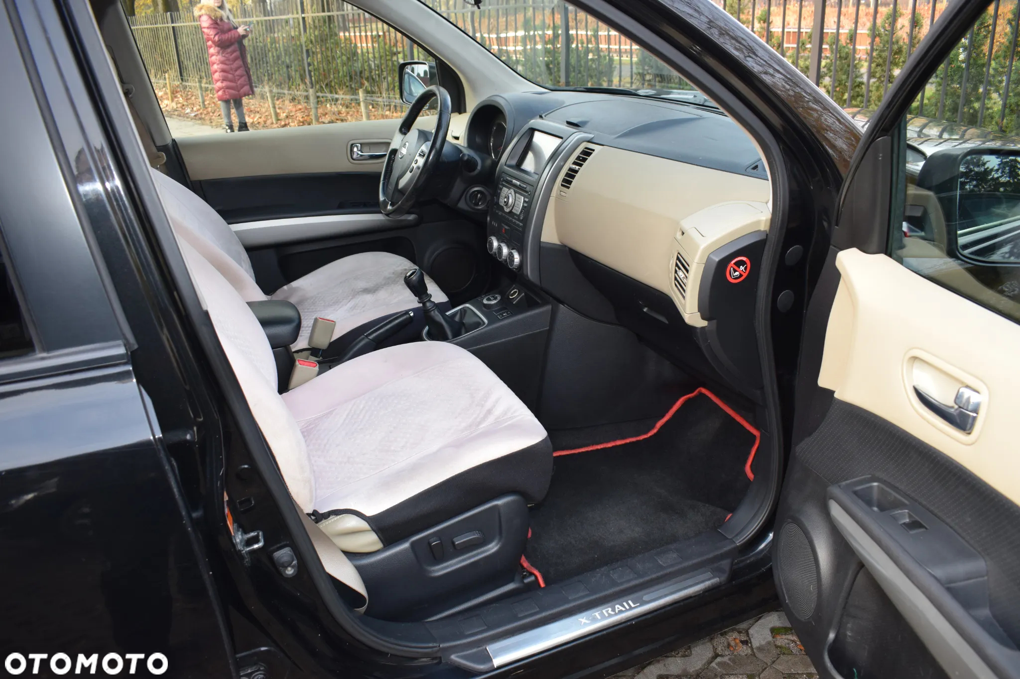 Nissan X-Trail 2.0 dCi 4x4 DPF SE - 13