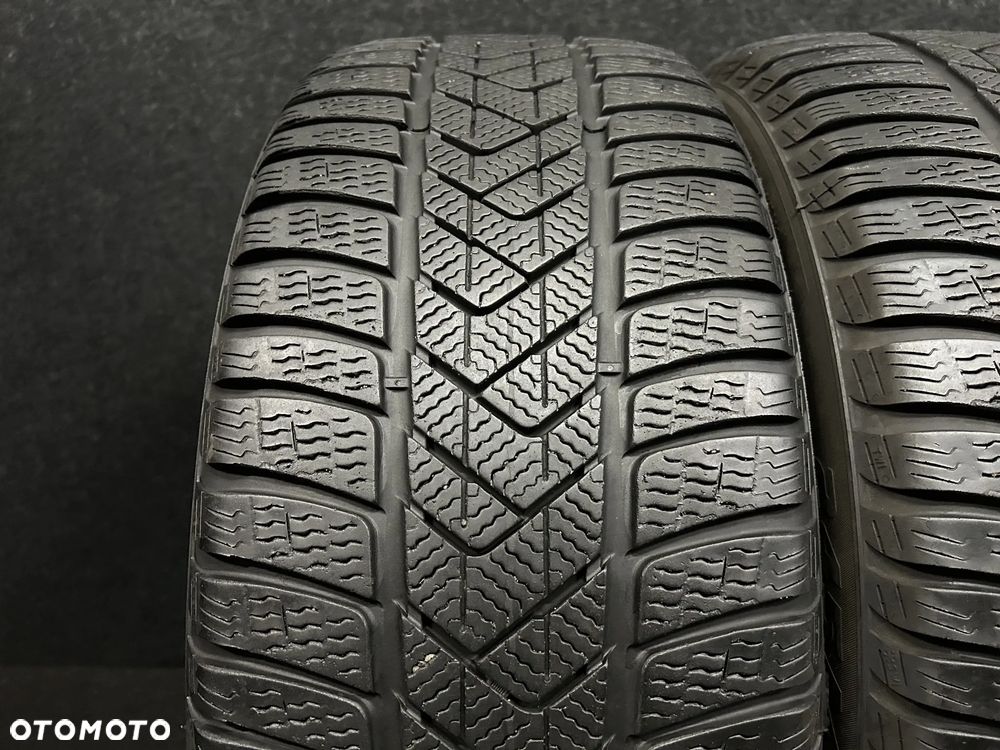 Opony zimowe Pirelli WinterSottoZero 3 RSC 245/45/19 102V XL 2szt. - 2