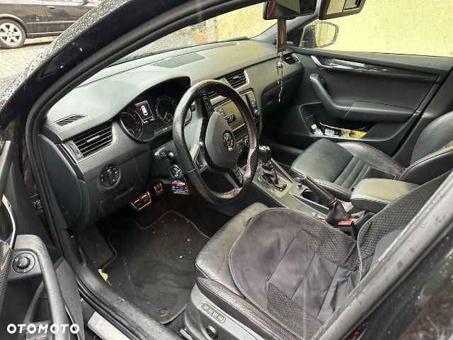 Skoda Octavia 2.0 TSI RS DSG - 11