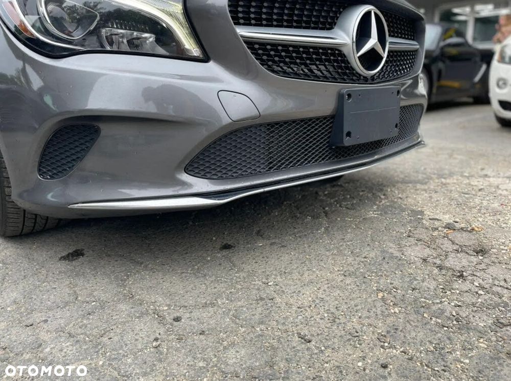 Mercedes-Benz CLA 250 4-Matic AMG Line - 28