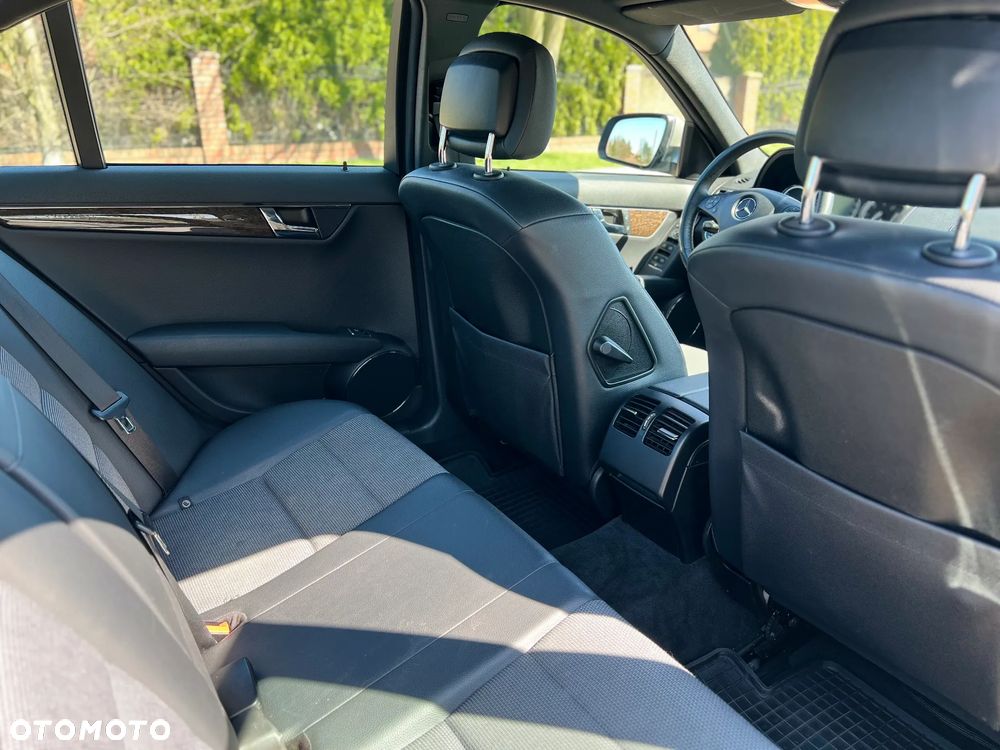 Mercedes-Benz Klasa C - 15