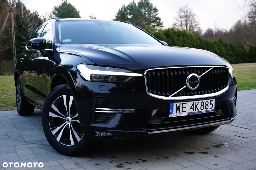 Volvo XC 60 B5 B AWD Momentum Pro - 3