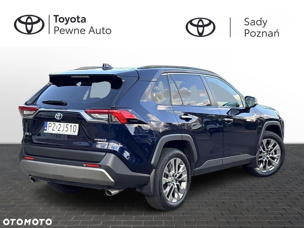 Toyota RAV4 - 10