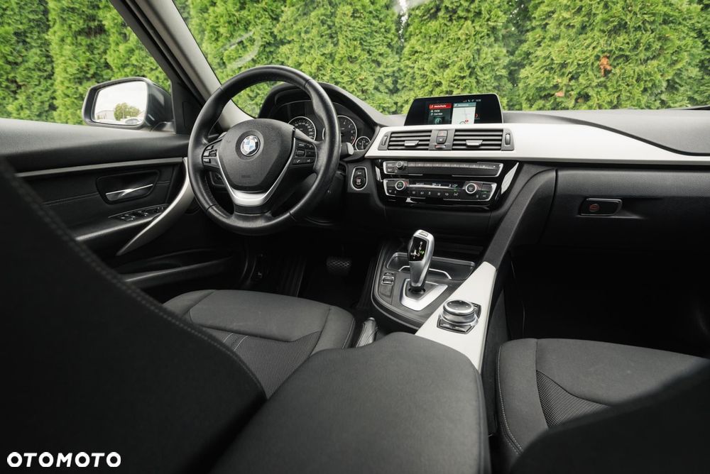 BMW Seria 3 - 17