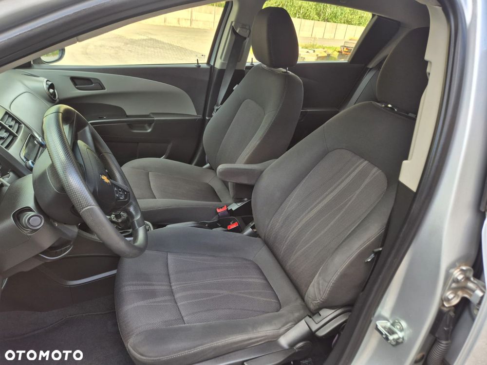 Chevrolet Aveo - 19