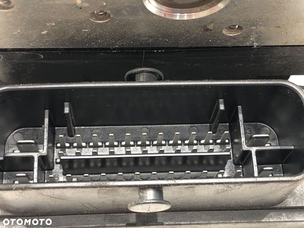 POMPA ABS  NISSAN X-TRAIL III (T32_, T32R, T32RR) 2013 - 2022 1.6 DIG-T (T32) 120 kW [163 KM] - 3