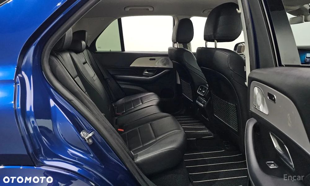 Mercedes-Benz GLE - 11