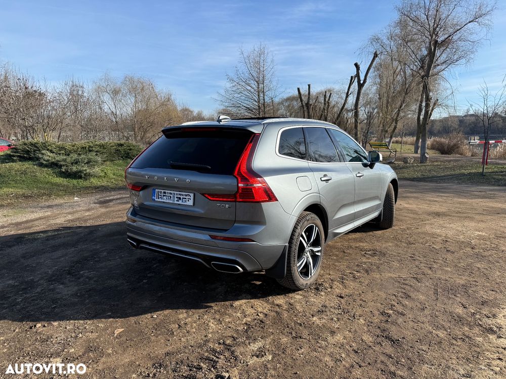 Volvo XC 60 T8 Twin Engine AWD R-Design - 4