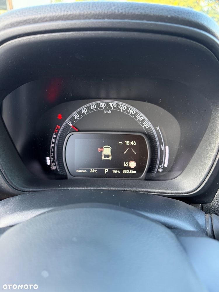 Toyota Aygo X 1.0 VVT-i Comfort CVT - 8
