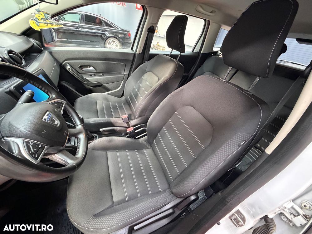 Dacia Duster Blue dCi 115 Prestige - 11